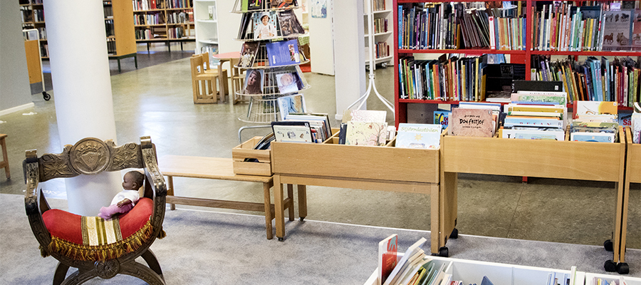 Interiör, biblioteket Kortedala Torg